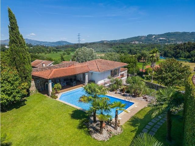 Moradia T4 para Venda com Vistas Rio 0m² Ferreiros, Prozelo e Besteiros