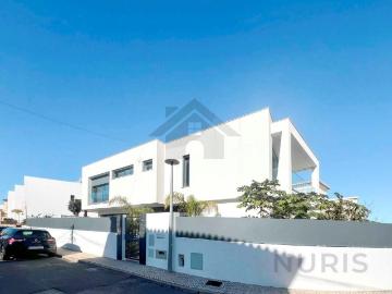 Moradia T4 para Venda em Portimão 248m² Portimão