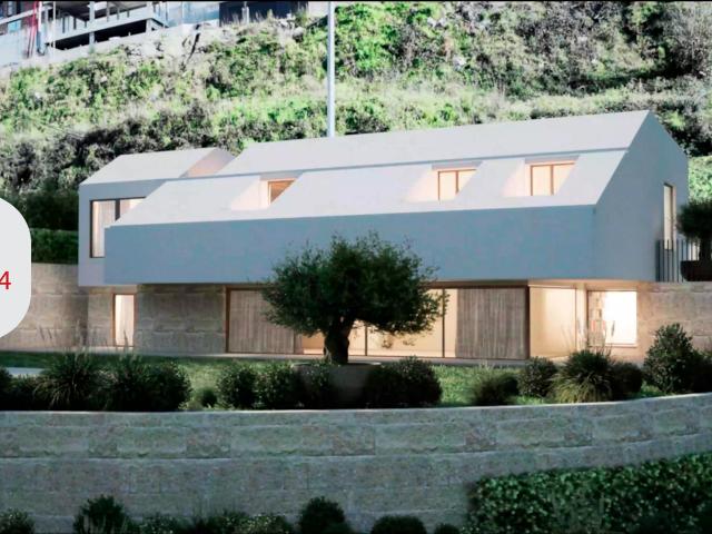 Moradia T4 | Piscina | Jardim | Em construção | Parque da Cidade | Guimarães