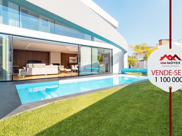 Moradia | T4 | Piscina | Maia
