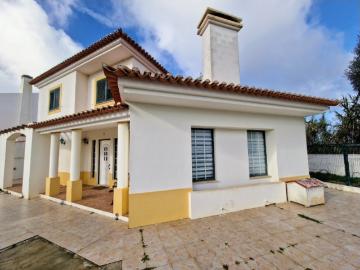 Moradia t4 Relvas