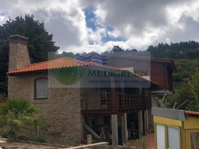 MORADIA T4 | SANTA CRUZ, VALE DE CAMBRA