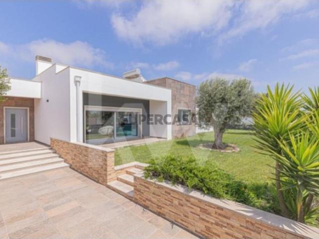 Moradia T4 Térrea Arq. Moderna Lote 3960m2 I Atouguia da Baleia Peniche
