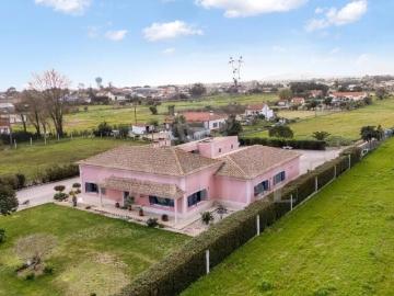 Moradia T4 Térrea com 1 Hectare de Terreno – Águas de Moura