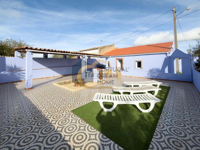 Moradia T4 totalmente remodelada, com piscina e terreno de 7. 165m² São Bartolomeu De Messines