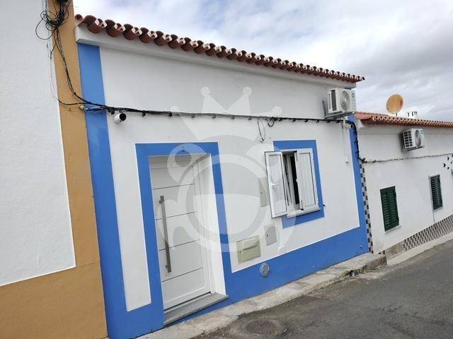 Moradia T4 Totalmente Renovada