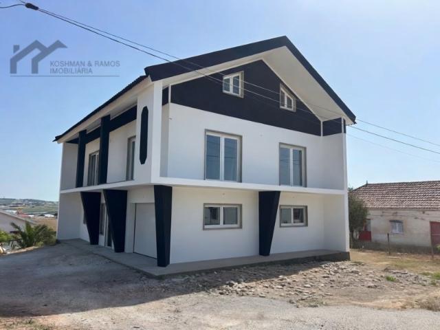 Moradia T4, Valongo, A Dos Cunhados