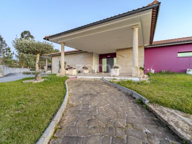 Moradia T4 Valença