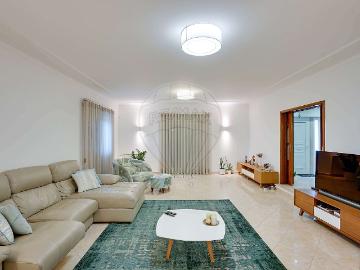 Moradia T4, Venda Do Pinheiro e Santo Estêvão Das Galés, Mafra | BPI Expresso Imobiliário