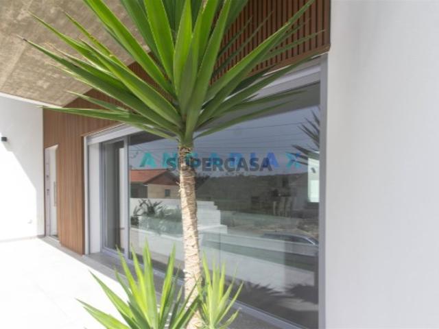 Moradia T4 Venda em Milagres,Leiria