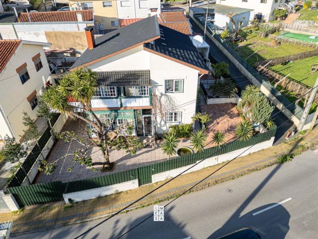 Moradia T4 Venda em Oliveira de Azeméis, Santiago de Riba Ul. 196m² Oliveira de Azeméis, Santiago da Riba Ul, Ul, Macinhata da S