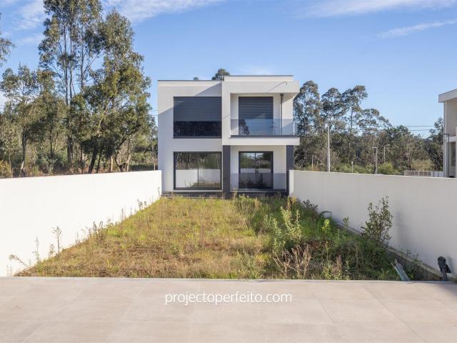 Moradia T4 Venda em Anta e Guetim,Espinho 297m² Anta e Guetim