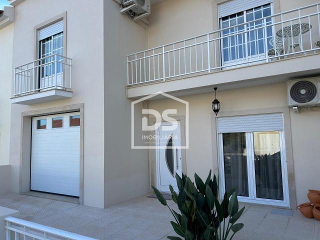 Moradia T4 Venda em São Martinho do Porto,Alcobaça 131m² São Martinho Do Porto