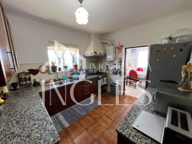 Moradia T4 Venda em Santarém Marvila, Santa Iria da Ribeira de Santarém, Santarém São Salvador e Santarém São Nicolau,Santarém