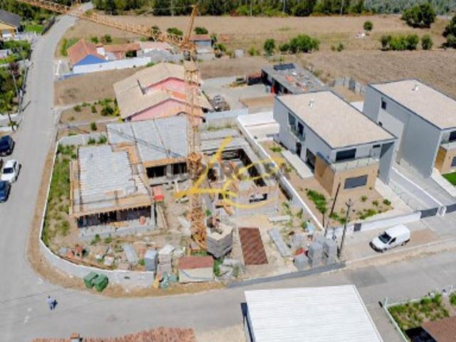 Moradia T4 Venda em Souto da Carpalhosa e Ortigosa,Leiria
