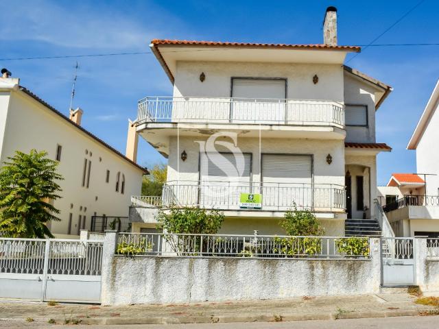 Moradia T4 Venda em Tomar São João Baptista e Santa Maria. 204m² Tomar São João Baptista