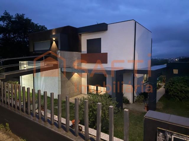 Moradia T4 140m² Bela