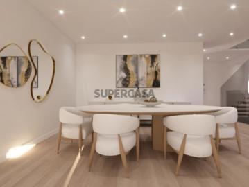 Moradia T4 em Condomínio Exclusivo em São Pedro do Estoril