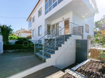 Moradia T4 + 1 em Tercena 200m² Porto Salvo e Barcarena