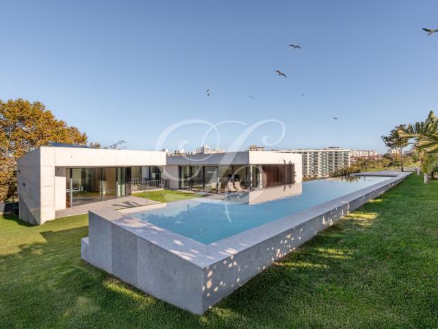 Moradia T4 +1 c/ Piscina | Quinta dos Alcoutins