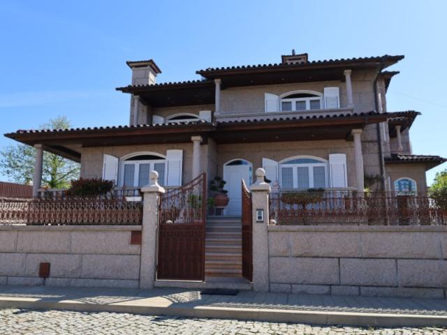 Moradia T4