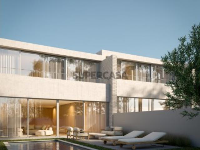 Moradia T4