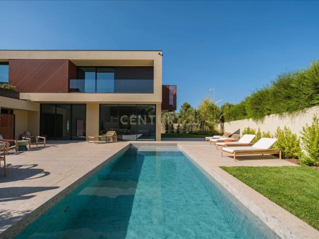 Moradia T5+1 em Cascais 288m² Cascais e Estoril