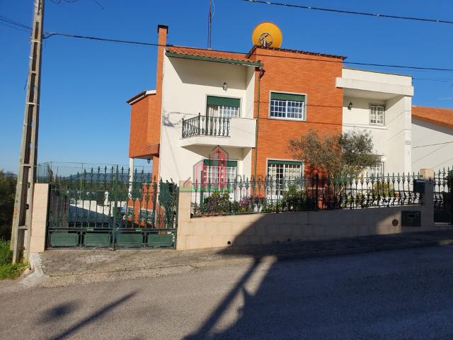 Moradia T5+1, Isolada Santa Clara/Coimbra