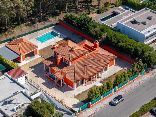 Moradia T5 na Beloura — onde a Serra encontra o golfe