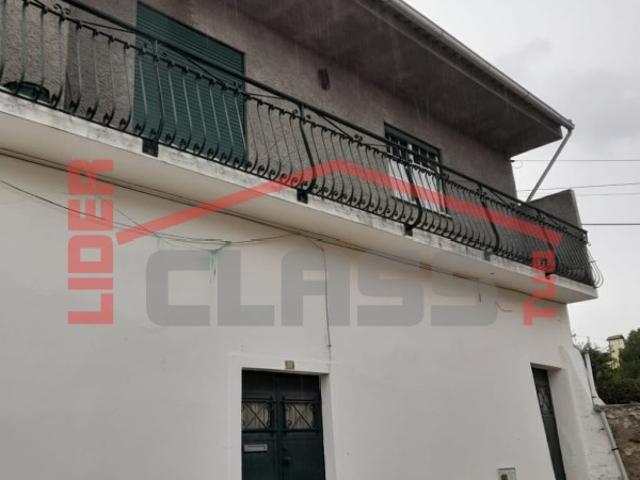 Moradia T5 no Coração do Douro Vinhateiro Favaios