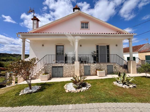 Moradia T5 Óbidos