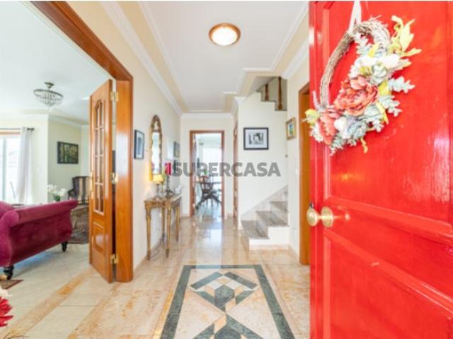 Moradia T5 a 700 m da Vila da Ericeira
