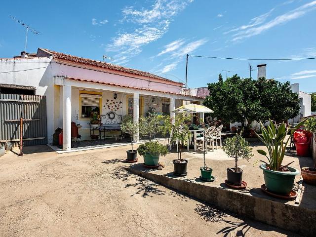 Moradia T5 à venda em Corval, Reguengos de Monsaraz RE/MAX Portugal