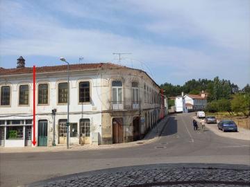 Moradia T5 à venda em Alvaiázere