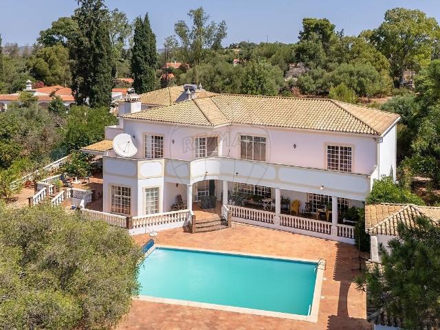 Moradia T5 à venda em Algoz e Tunes, Silves RE/MAX Portugal