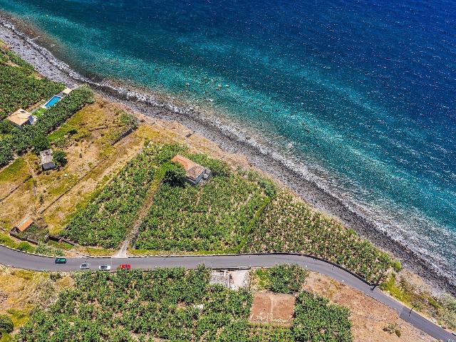 Moradia T5 à venda em Arco da Calheta, Calheta Madeira RE/MAX Portugal