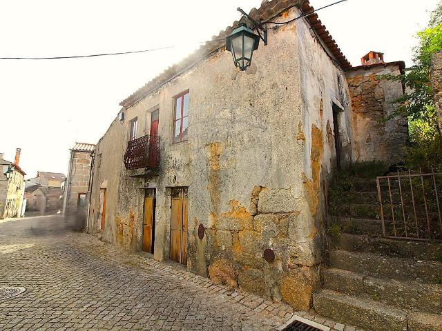 Moradia T5 à venda em Belmonte e Colmeal da Torre, Belmonte RE/MAX Portugal