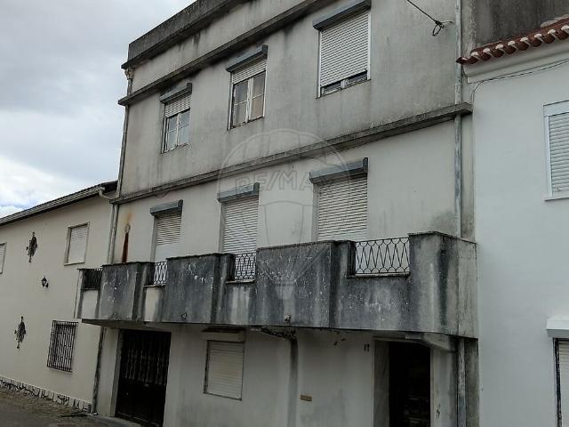 Moradia T5 à venda em Mação, Penhascoso e Aboboreira, Mação RE/MAX Portugal