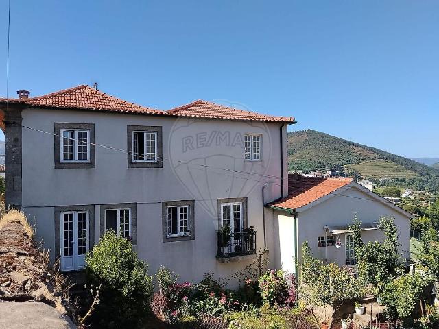Moradia T5 à venda em Mesão Frio Santo André, Mesão Frio RE/MAX Portugal