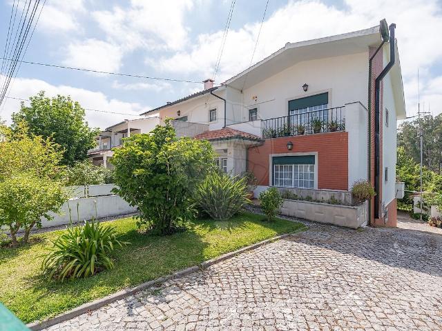 Moradia T5 à venda em São Martinho do Bispo e Ribeira de Frades, Coimbra RE/MAX Portugal