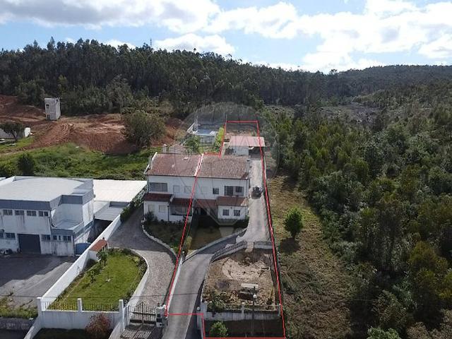 Moradia T5 à venda em São Martinho do Bispo e Ribeira de Frades, Coimbra RE/MAX Portugal