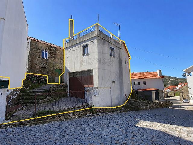 Moradia T5 à venda em Sabugueiro, Seia RE/MAX Portugal