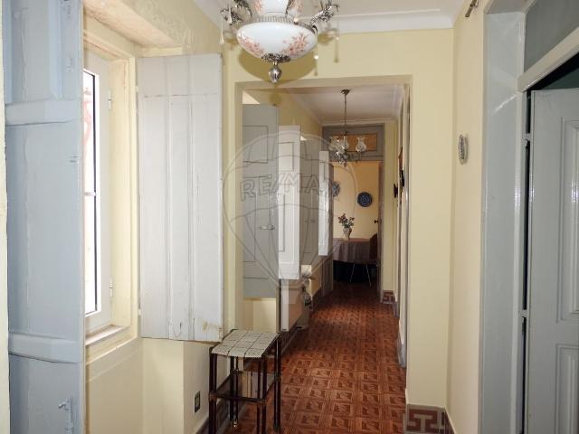 Moradia T5 à venda em Sé e São Lourenço, Portalegre RE/MAX Portugal