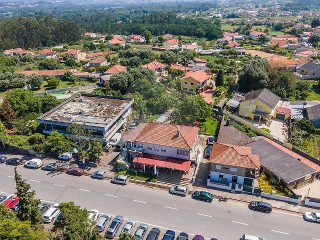 Moradia T5 à venda em Subportela, Deocriste e Portela Susã, Viana do Castelo RE/MAX Portugal