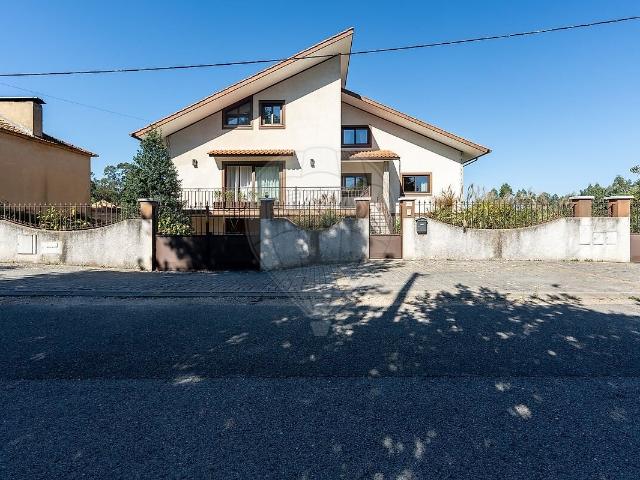 Moradia T5 à venda em Recardães e Espinhel, Águeda RE/MAX Portugal