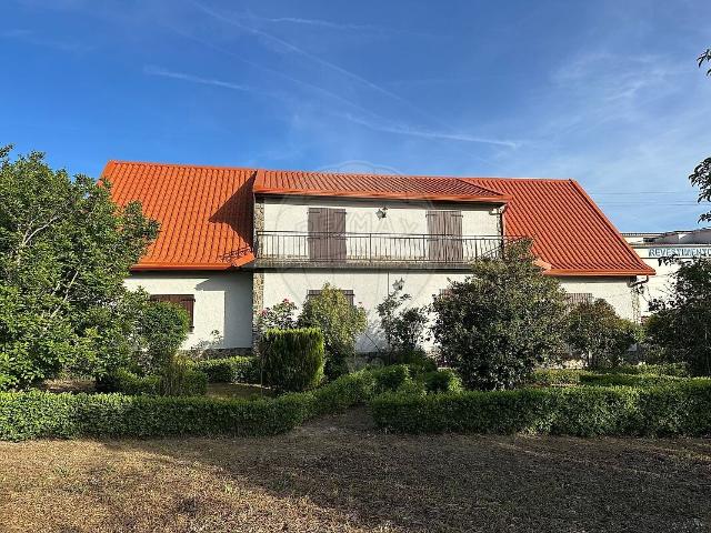 Moradia T5 à venda em Teixoso e Sarzedo, Covilhã RE/MAX Portugal