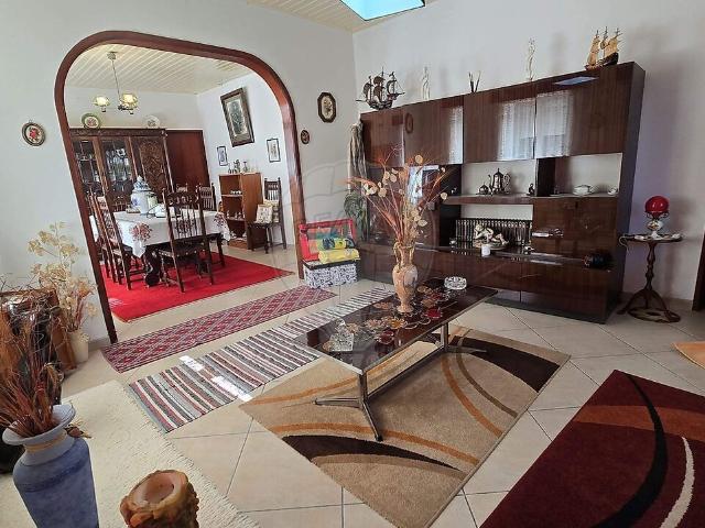 Moradia T5 à venda em Unhais da Serra, Covilhã RE/MAX Portugal