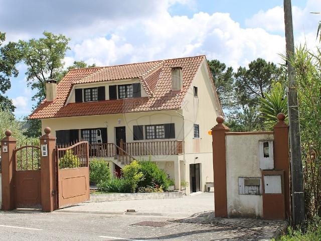 Moradia T5 à venda em Vila Cã, Pombal RE/MAX Portugal