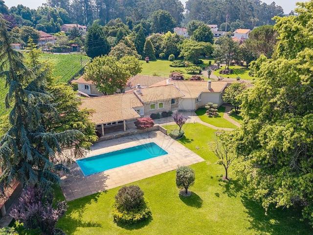 Moradia T5 à venda em Vilar e Mosteiró, Vila do Conde RE/MAX Portugal