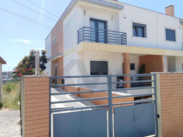 Moradia T5 Agualva, Cacém